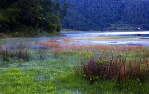 Озеро Тяньчи в Юньлун